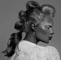 Luxuriöse Hochsteckfrisuren – moderne Eleganz für jeden Anlass