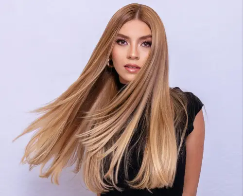 Keratinbehandlungen – Perfekte Glättung & Tiefenregeneration